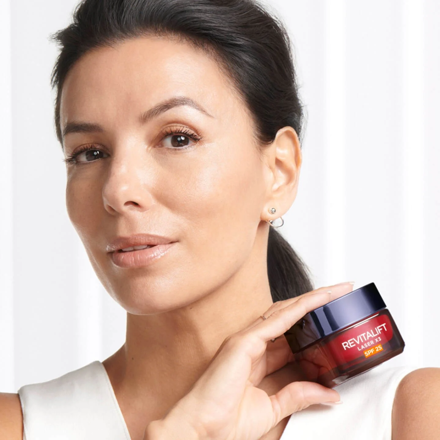 کرم ضد چروک و جوانساز روز لورآل پاریس Revitalift Laser SPF 25 حجم 50 میل