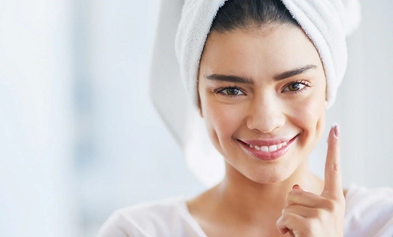 آیا آبرسان برای منافذ باز پوست خوب است؟